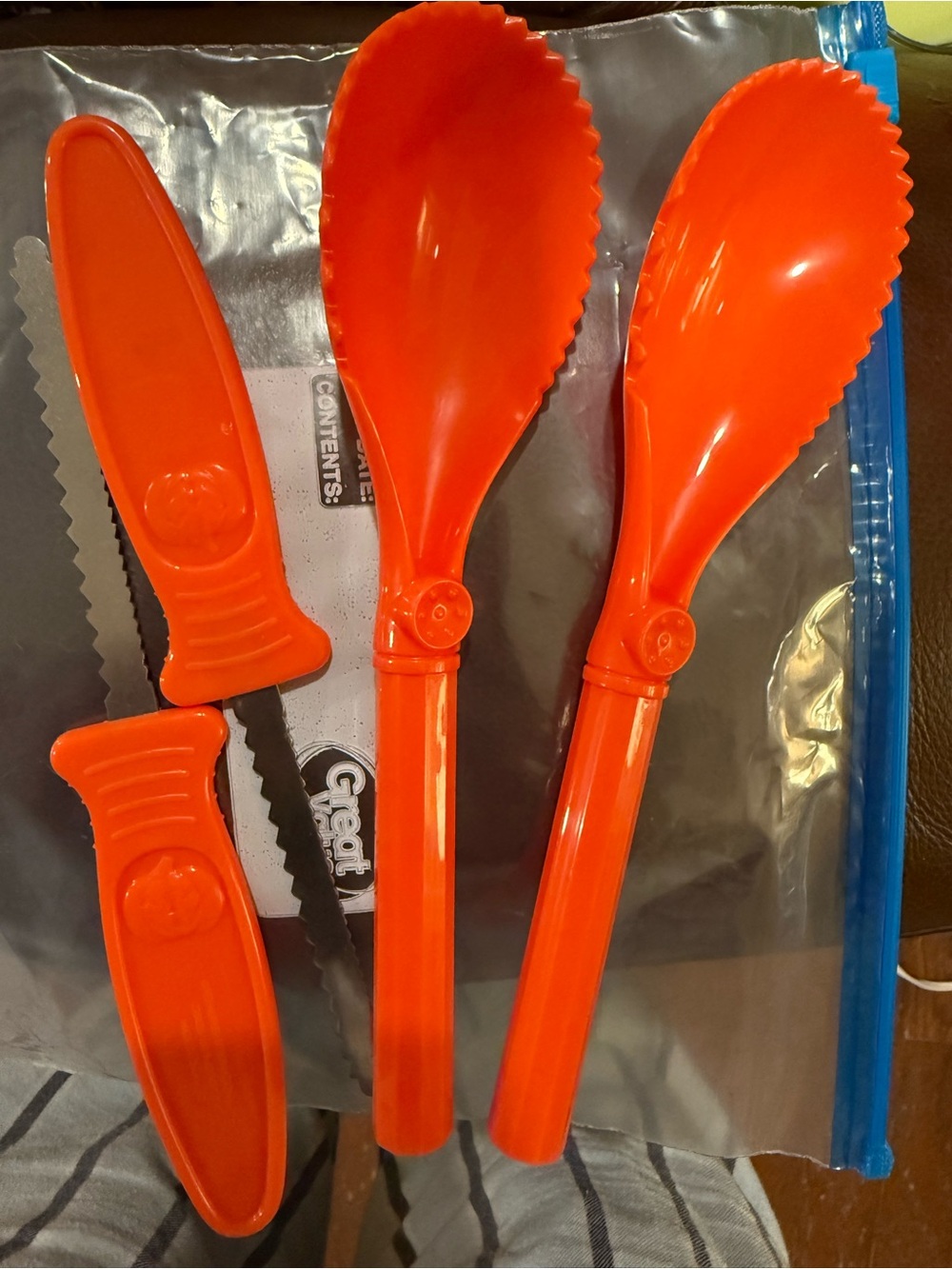 4 Piece Orange Plastic Pumpkin carving tools